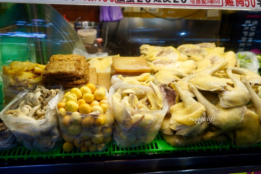 西門美食|萬國滷味,西門必吃滷味加鹹水雞! - 第8張圖 西門美食|萬國滷味,西門必吃滷味加鹹水雞!