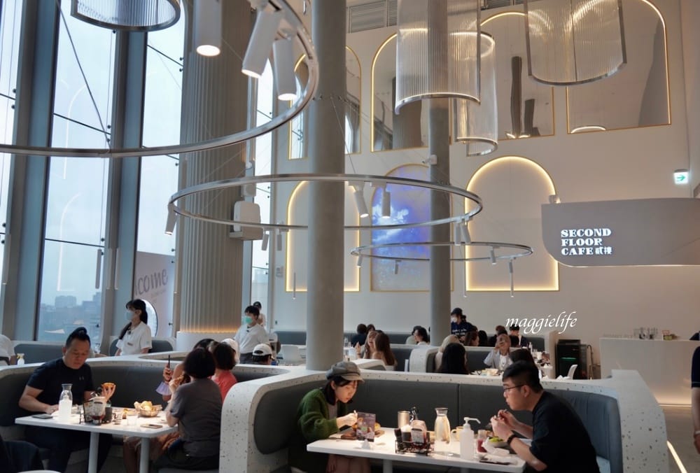 台北美食|貳樓微風南山店Second Floor Cafe,挑高9米大片落地窗101景觀,彷彿在美術館用餐 - 第13張圖 台北美食|貳樓微風南山店Second Floor Cafe,挑高9米大片落地窗101景觀,彷彿在美術館用餐