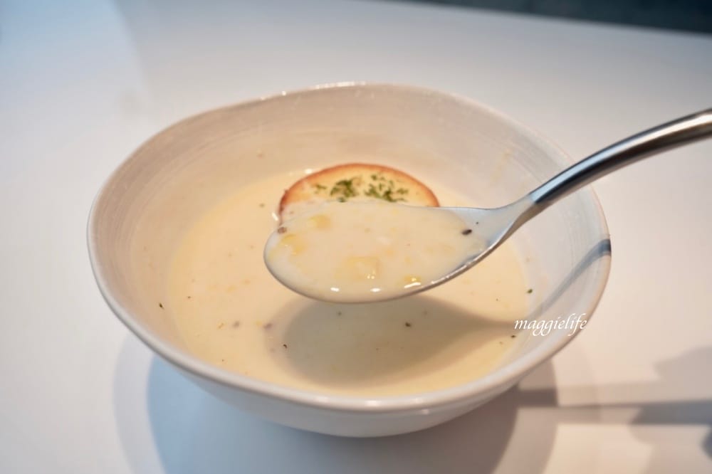 台北美食|貳樓微風南山店Second Floor Cafe,挑高9米大片落地窗101景觀,彷彿在美術館用餐 - 第34張圖 台北美食|貳樓微風南山店Second Floor Cafe,挑高9米大片落地窗101景觀,彷彿在美術館用餐