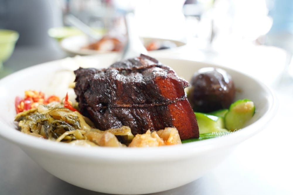 鄭記豬腳飯控肉飯｜運將的最愛，上班族天天吃，小資族最愛的西門美食！