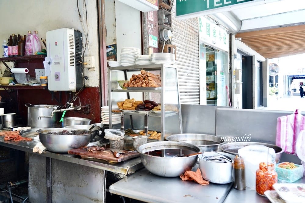 鄭記豬腳飯控肉飯｜運將的最愛，上班族天天吃，小資族最愛的西門美食！