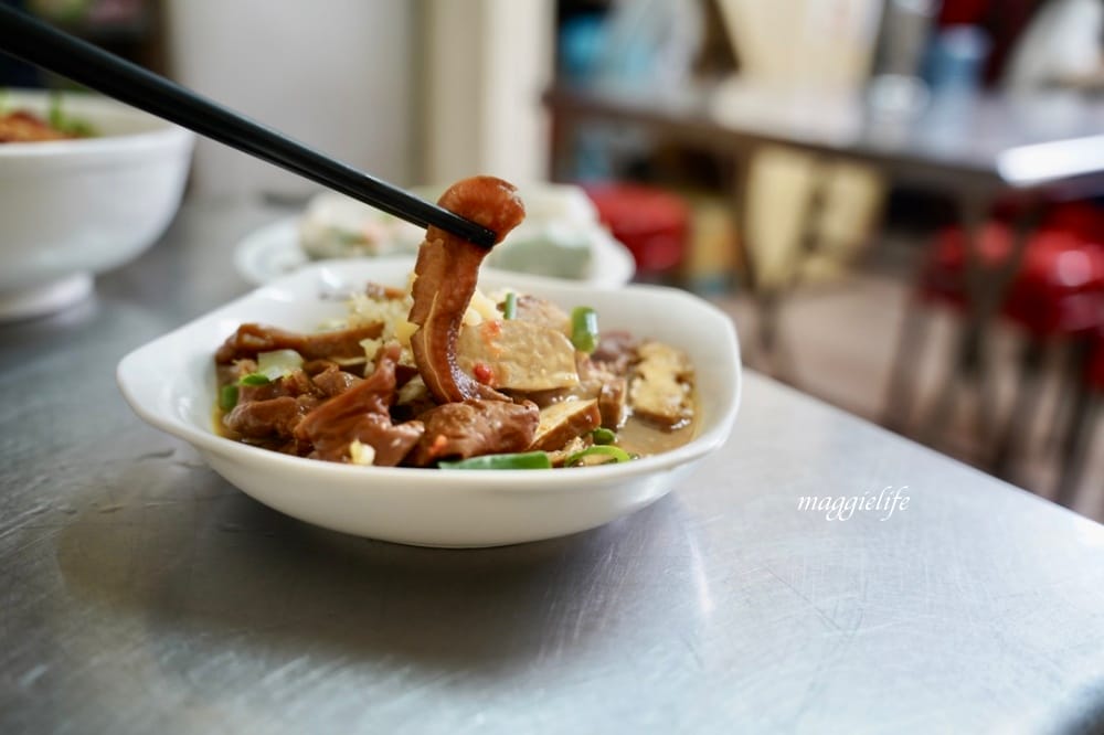 金門小吃|金鸞小吃店,越南妹的道地越南料理,後浦商圈必吃! - 第19張圖 金門小吃|金鸞小吃店,越南妹的道地越南料理,後浦商圈必吃!