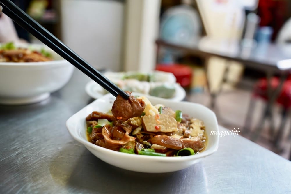 金門小吃｜金鸞小吃店，越南妹的道地越南料理，後浦商圈必吃！