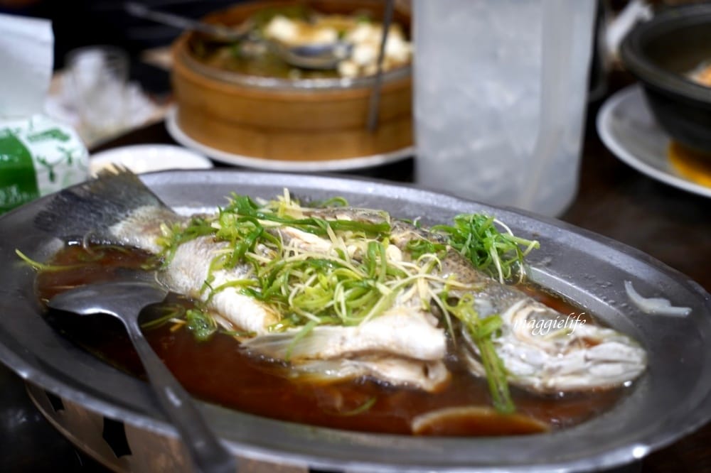 陶然亭台北烤鴨推薦，招牌北平烤鴨與蘿蔔絲餅，米其林餐廳