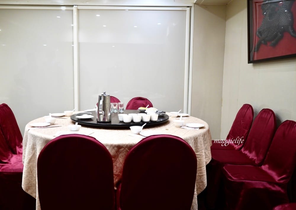 陶然亭台北烤鴨推薦，招牌北平烤鴨與蘿蔔絲餅，米其林餐廳