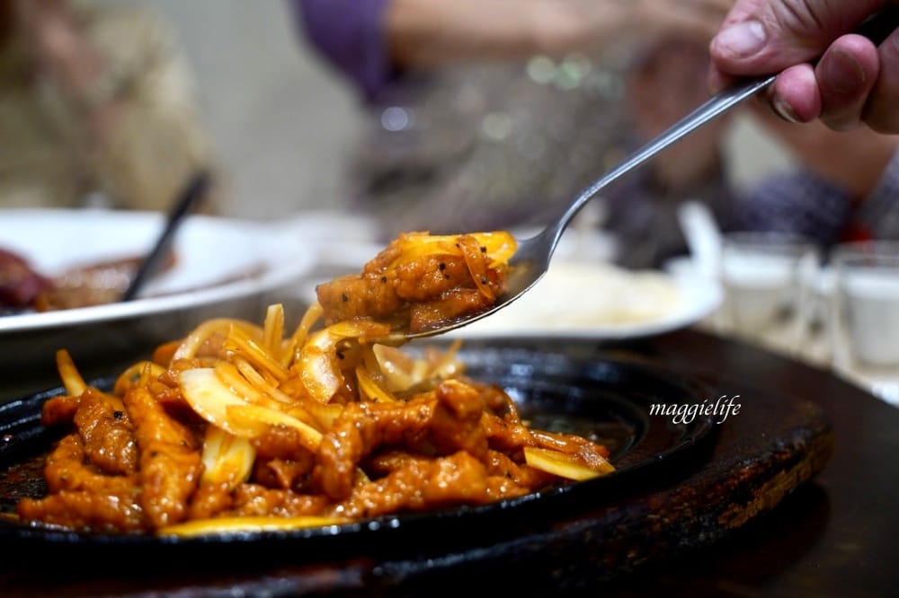 陶然亭台北烤鴨推薦，招牌北平烤鴨與蘿蔔絲餅，米其林餐廳