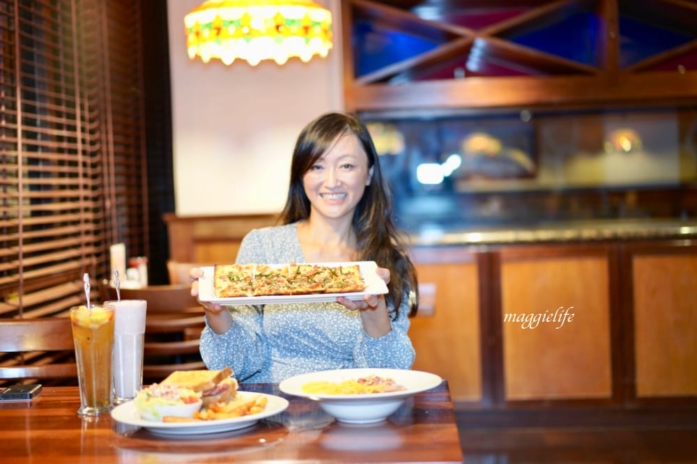 双聖SWENSEN’s 美式家庭餐廳，推出全新菜單，「双聖代」冰品，夢幻少女感草莓聖代，經典魯本三明治同步登場！