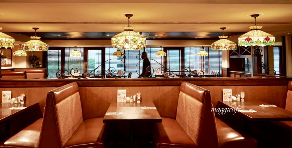 双聖SWENSEN’s 美式家庭餐廳，推出全新菜單，「双聖代」冰品，夢幻少女感草莓聖代，經典魯本三明治同步登場！