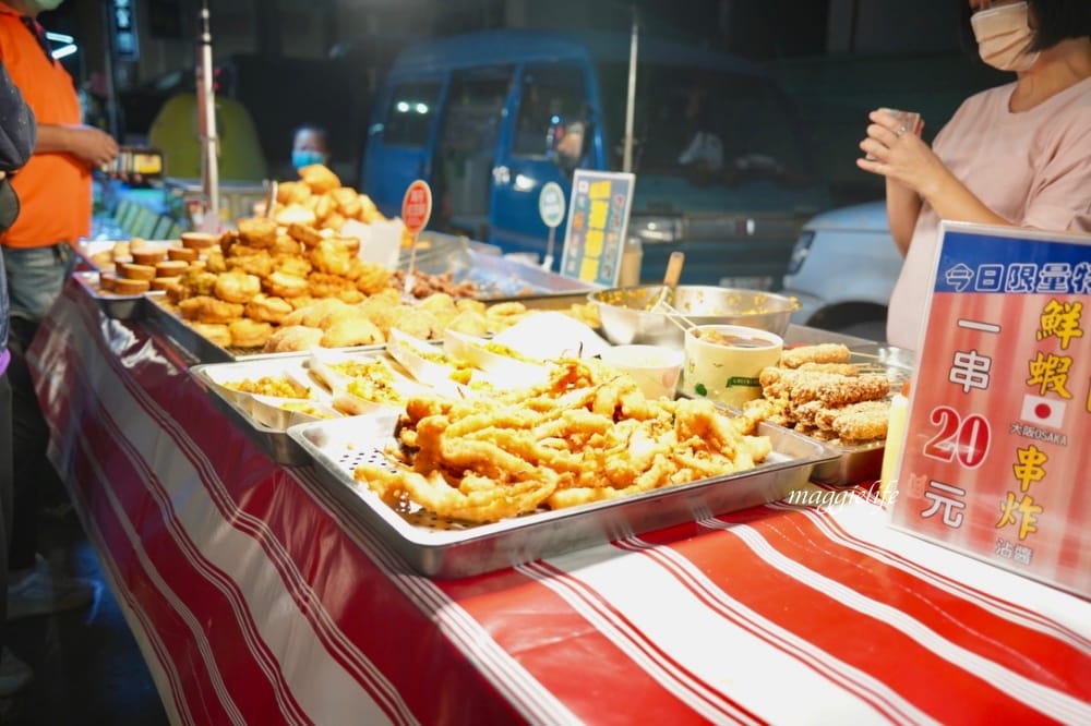 嘉義朴子夜市,只開週六的夜市嘉義隱藏版,就在朴子轉運站旁 - 第12張圖 嘉義朴子夜市,只開週六的夜市嘉義隱藏版,就在朴子轉運站旁