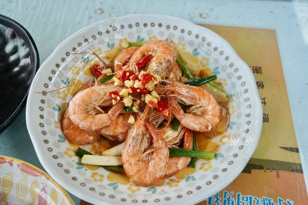 雲林口湖｜好蝦冏男社，超好玩的親子景點，撈蝦撈魚吃蝦體驗，天然養殖無毒鮮蝦，超好玩！