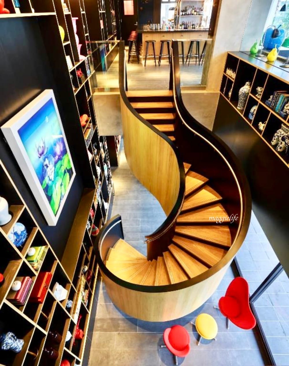 北車西門住宿｜台北北門世民酒店citizenM ，大面玻璃窗無敵美景，台北最潮時尚住宿飯店。