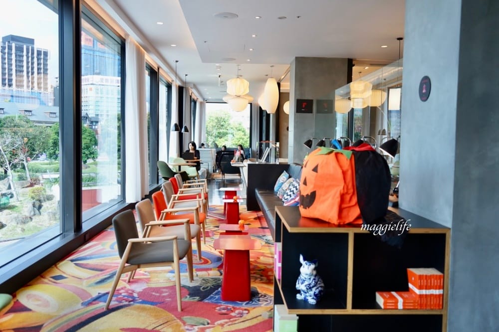 北車西門住宿｜台北北門世民酒店citizenM ，大面玻璃窗無敵美景，台北最潮時尚住宿飯店。