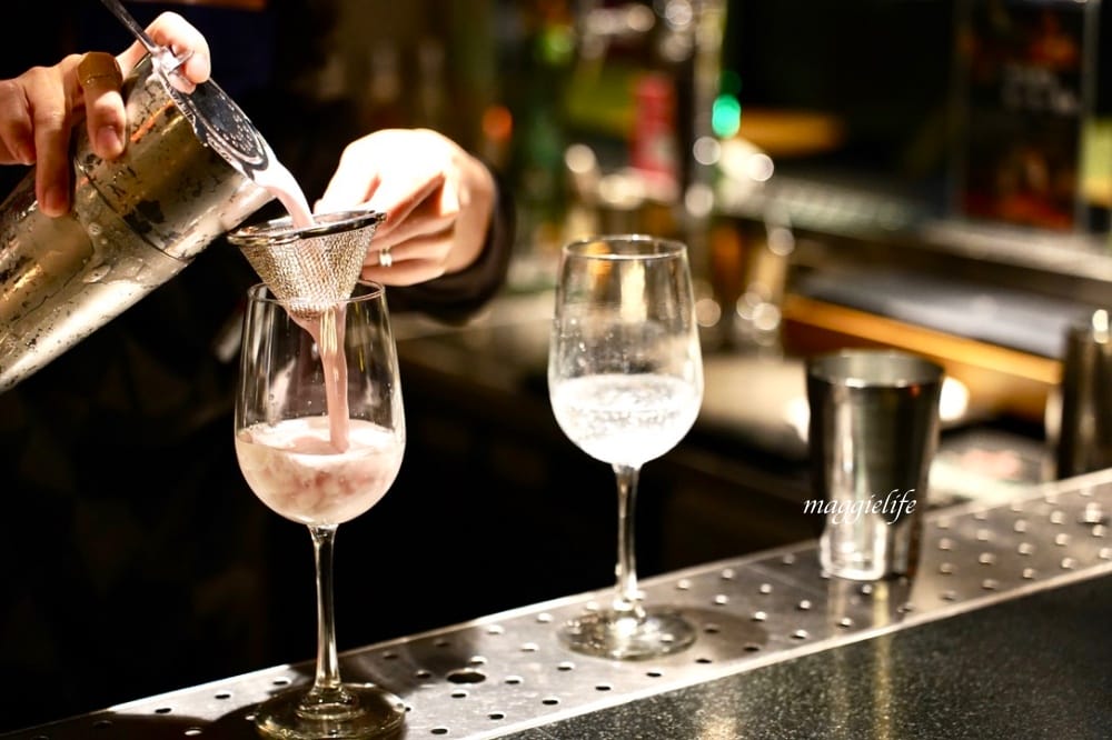 北車西門住宿|台北北門世民酒店citizenM ,大面玻璃窗無敵美景,台北最潮時尚住宿飯店。 - 第69張圖 北車西門住宿|台北北門世民酒店citizenM ,大面玻璃窗無敵美景,台北最潮時尚住宿飯店。