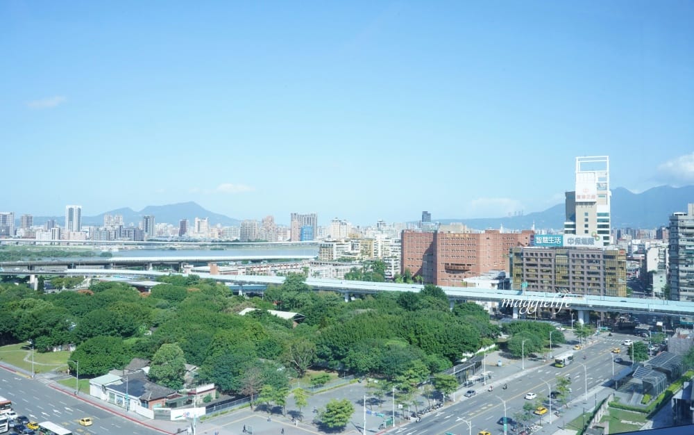 北車西門住宿|台北北門世民酒店citizenM ,大面玻璃窗無敵美景,台北最潮時尚住宿飯店。 - 第41張圖 北車西門住宿|台北北門世民酒店citizenM ,大面玻璃窗無敵美景,台北最潮時尚住宿飯店。