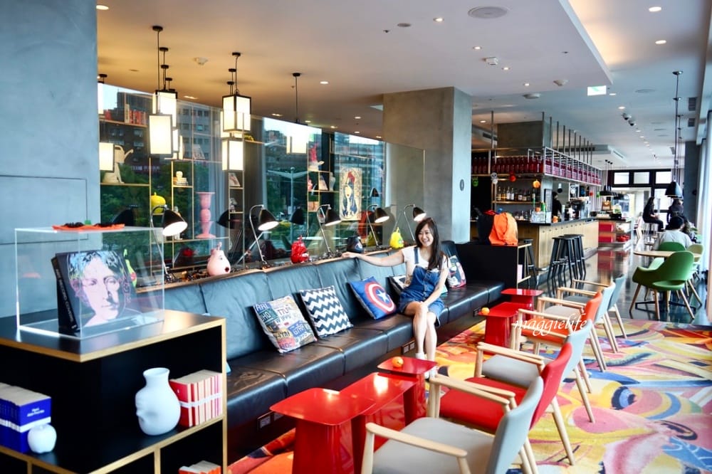 北車西門住宿｜台北北門世民酒店citizenM ，大面玻璃窗無敵美景，台北最潮時尚住宿飯店。