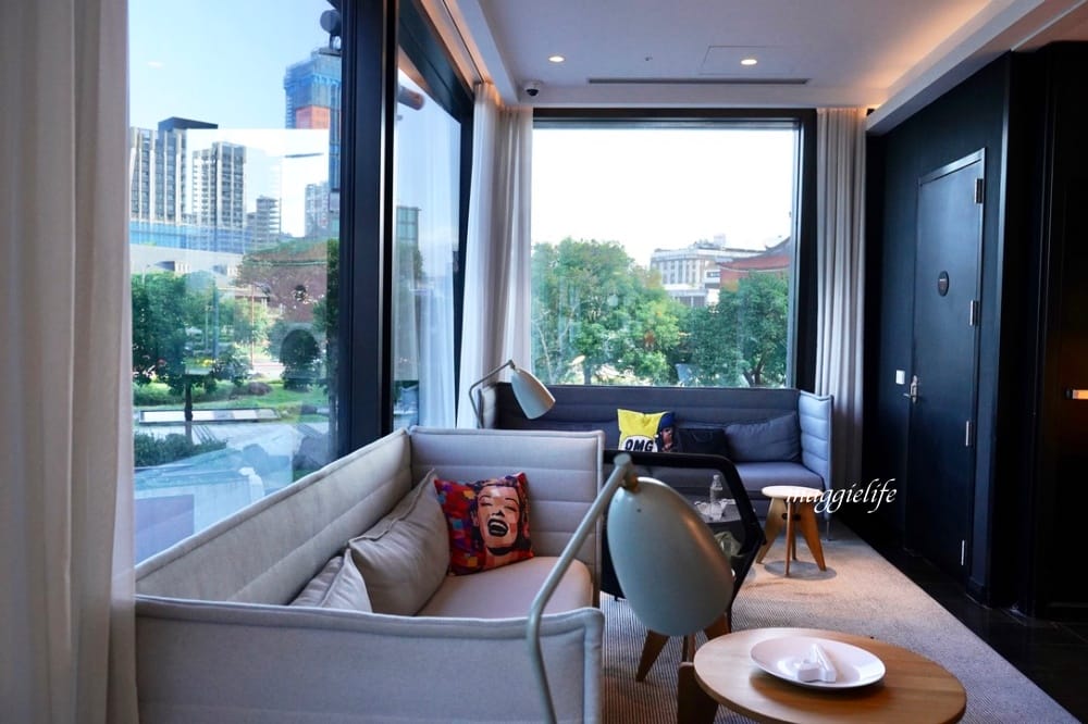 北車西門住宿｜台北北門世民酒店citizenM ，大面玻璃窗無敵美景，台北最潮時尚住宿飯店。