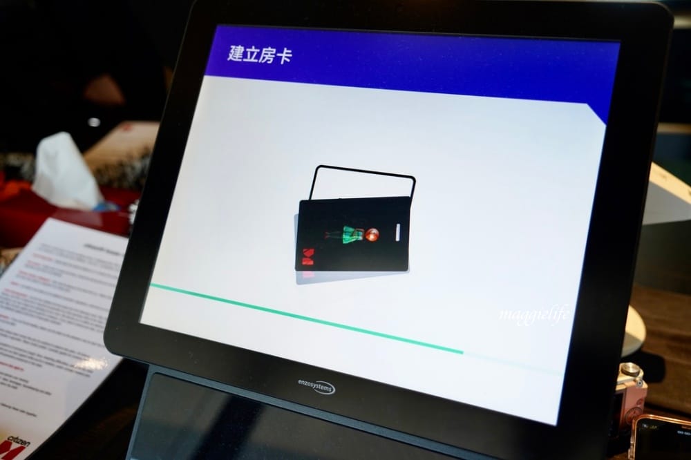 北車西門住宿｜台北北門世民酒店citizenM ，大面玻璃窗無敵美景，台北最潮時尚住宿飯店。