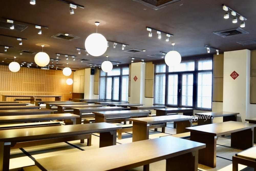 西門|中山堂一日遊,4F劇場咖啡,古蹟老宅咖啡秘境,露台景觀庭園咖啡,遠眺北門景觀! - 第17張圖 西門|中山堂一日遊,4F劇場咖啡,古蹟老宅咖啡秘境,露台景觀庭園咖啡,遠眺北門景觀!