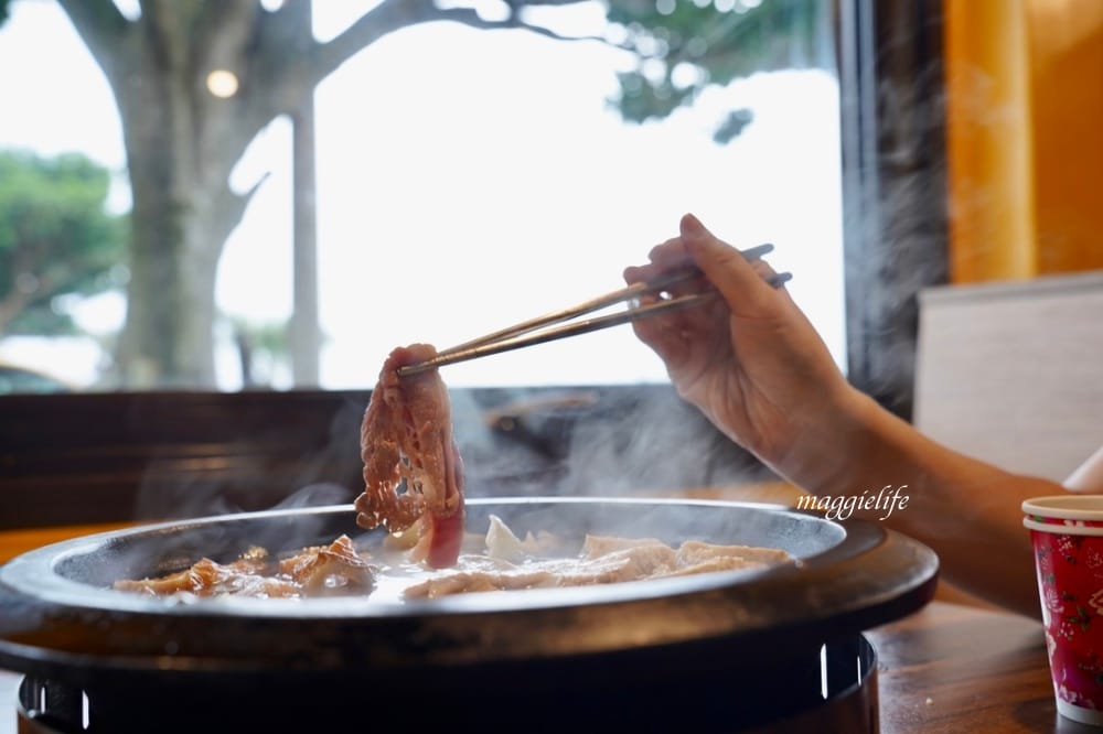 望海巷石頭火鍋，在潮境公園看海吃火鍋看海賞美景，超浪漫！