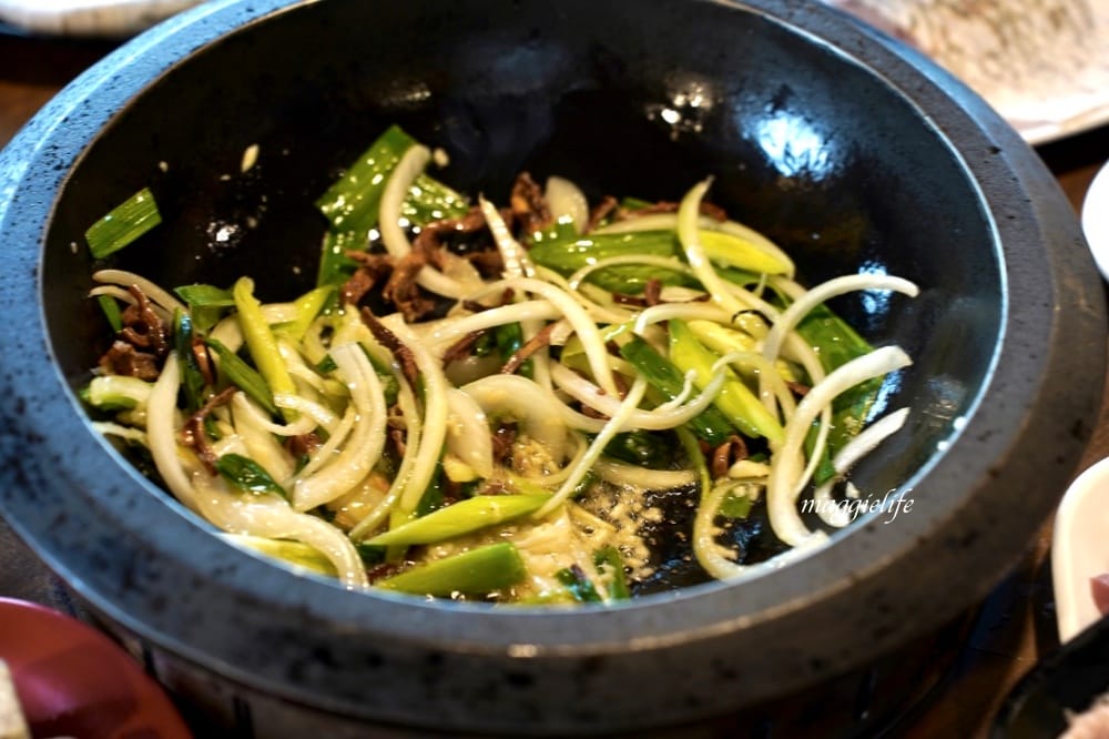 望海巷石頭火鍋，在潮境公園看海吃火鍋看海賞美景，超浪漫！