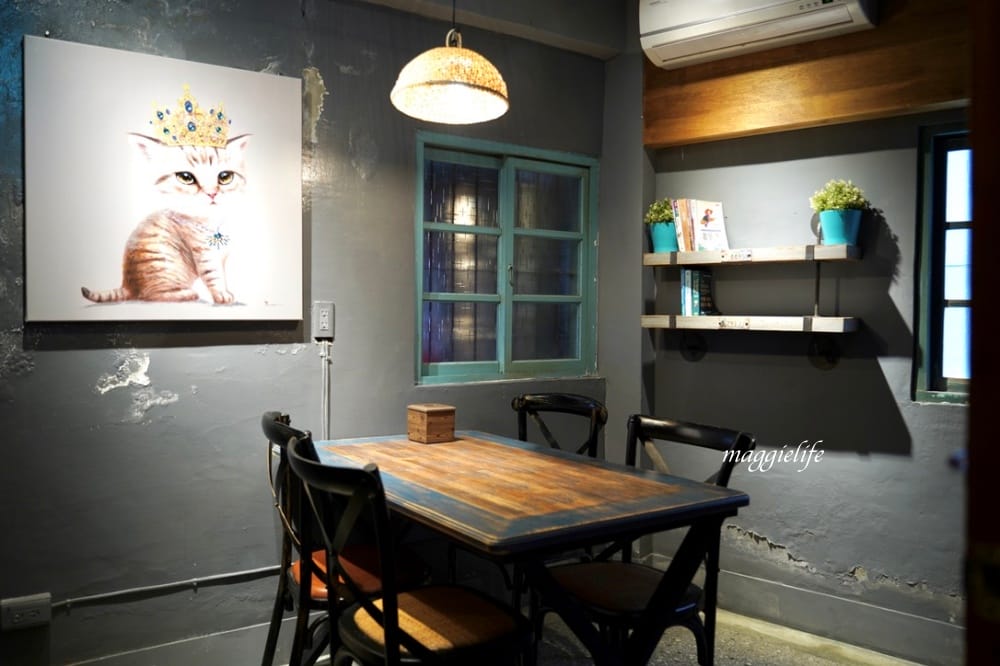 玫瑰山城柑仔店，新北瑞芳老宅景觀咖啡廳，看山看海無敵美景，還有貓出沒！