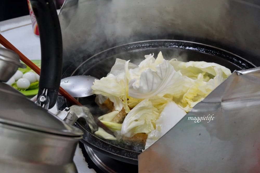 小紅莓石頭火鍋城，台北石頭火鍋40年老店還是每天都人潮大爆滿，台北松山南京三民火鍋！