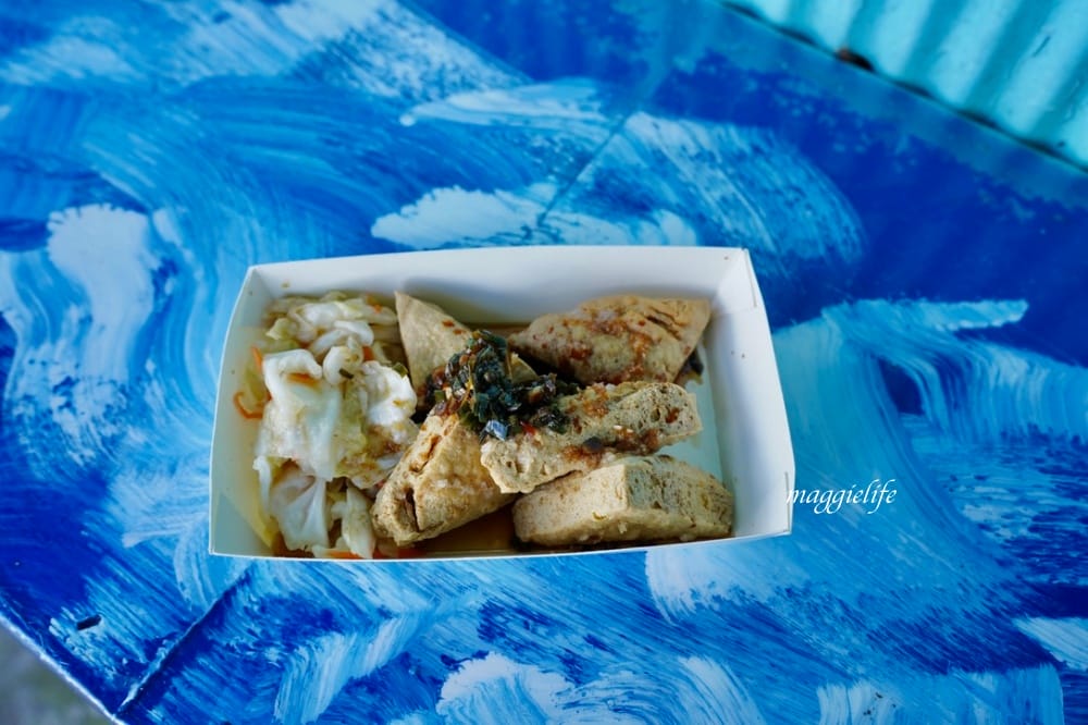 新竹尖石美食｜宇老臭豆腐，看著雲海一面吃超夠味的高山臭豆腐！