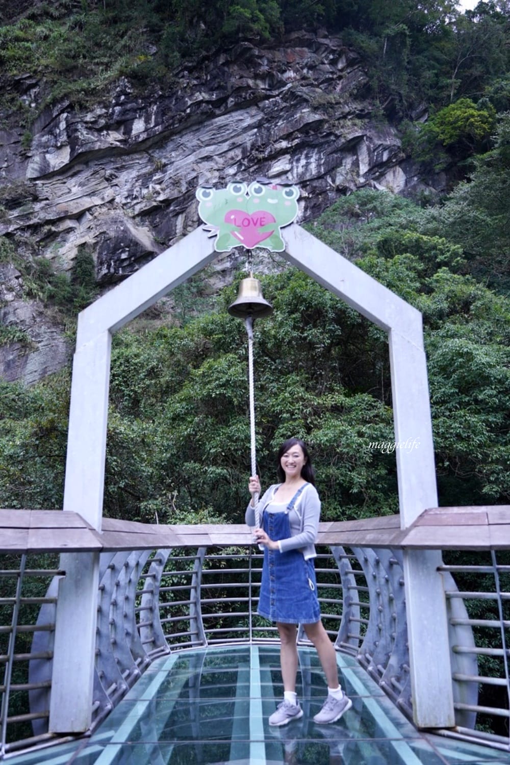 新竹尖石景點｜青蛙石天空步道，玻璃天空步道敲愛戀鐘，賽德克巴萊電影場景重現，優惠門票！ @瑪姬幸福過日子
