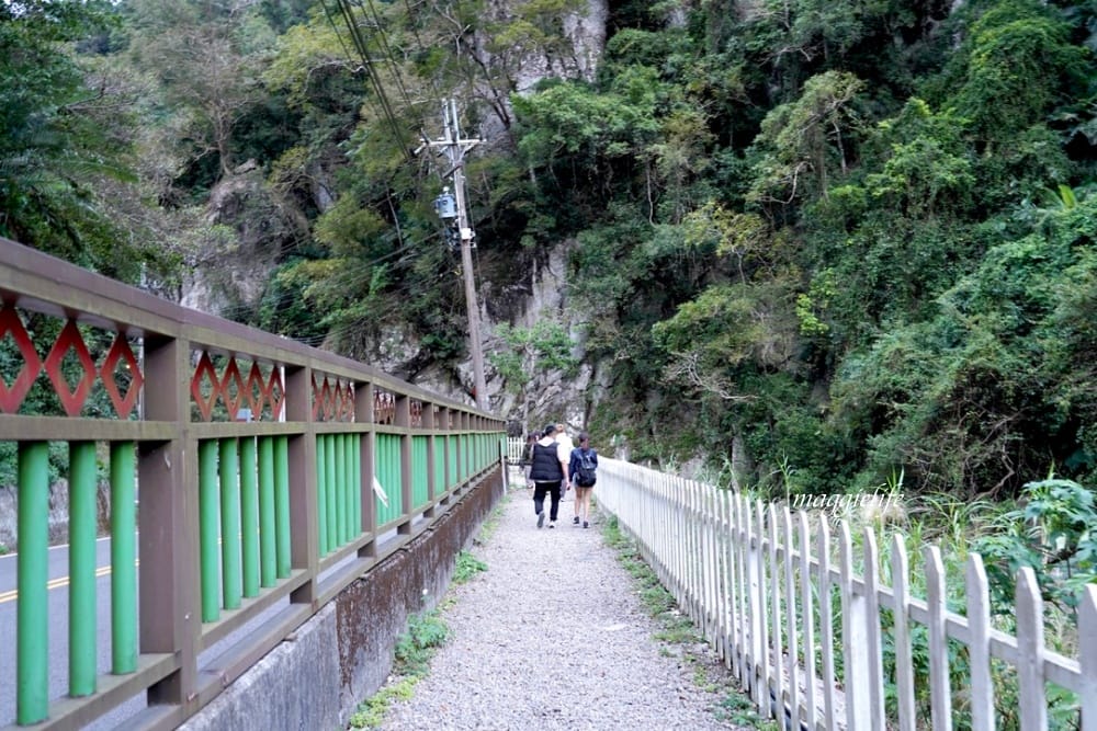 新竹尖石景點｜青蛙石天空步道，玻璃天空步道敲愛戀鐘，賽德克巴萊電影場景重現，優惠門票！