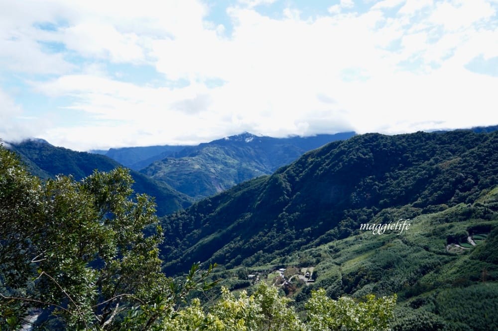 新竹尖石｜魯碧一家人，山巒與雲端之中的景觀咖啡廳民宿，吃原住民餐享受美景！