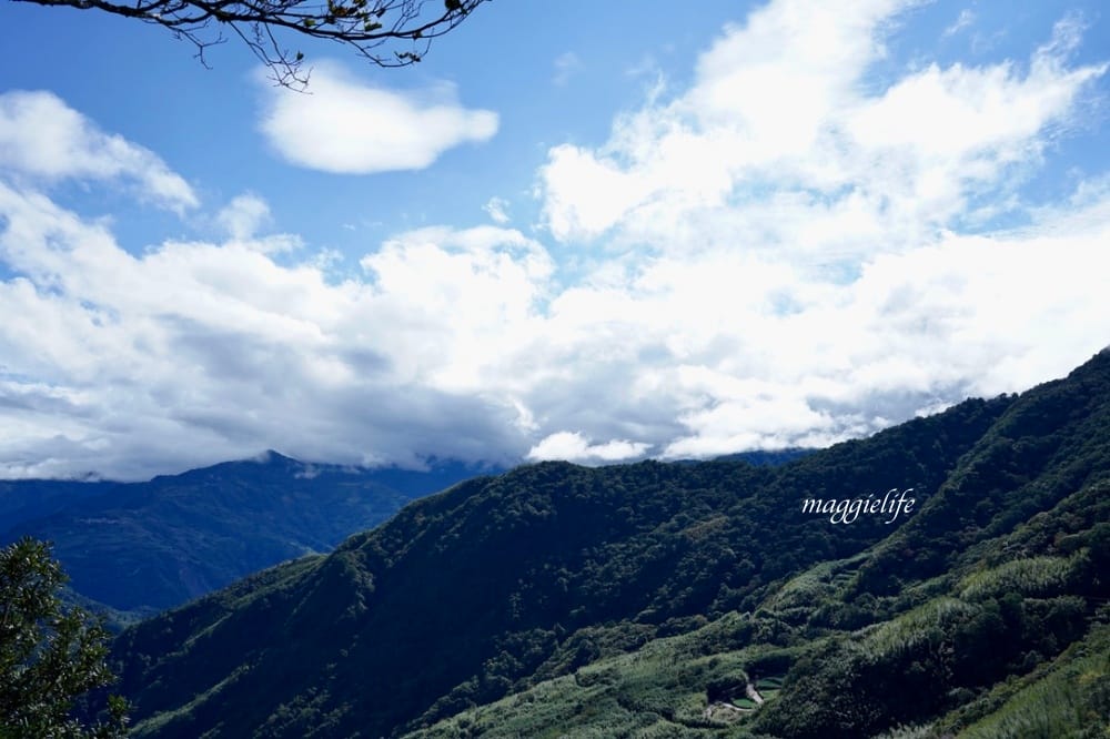 新竹尖石｜魯碧一家人，山巒與雲端之中的景觀咖啡廳民宿，吃原住民餐享受美景！ @瑪姬幸福過日子