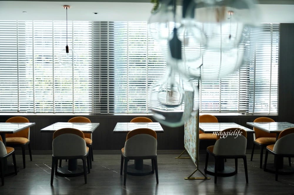 板橋凱撒蓮花 Lotus餐廳，享受藍帶主廚掌廚的正宗美味，森林系網美泰式餐廳！