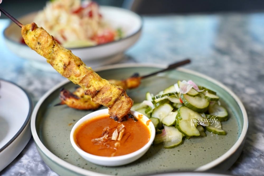 板橋凱撒蓮花 Lotus餐廳，享受藍帶主廚掌廚的正宗美味，森林系網美泰式餐廳！