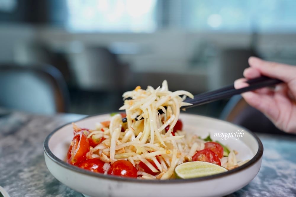 板橋凱撒蓮花 Lotus餐廳，享受藍帶主廚掌廚的正宗美味，森林系網美泰式餐廳！