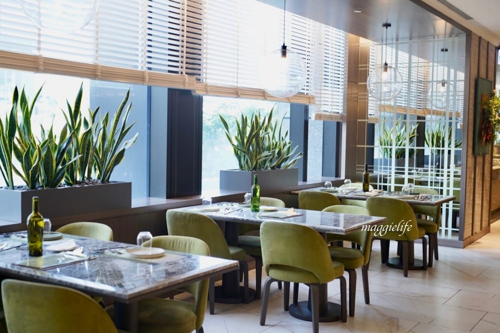 板橋凱撒蓮花 Lotus餐廳，享受藍帶主廚掌廚的正宗美味，森林系網美泰式餐廳！