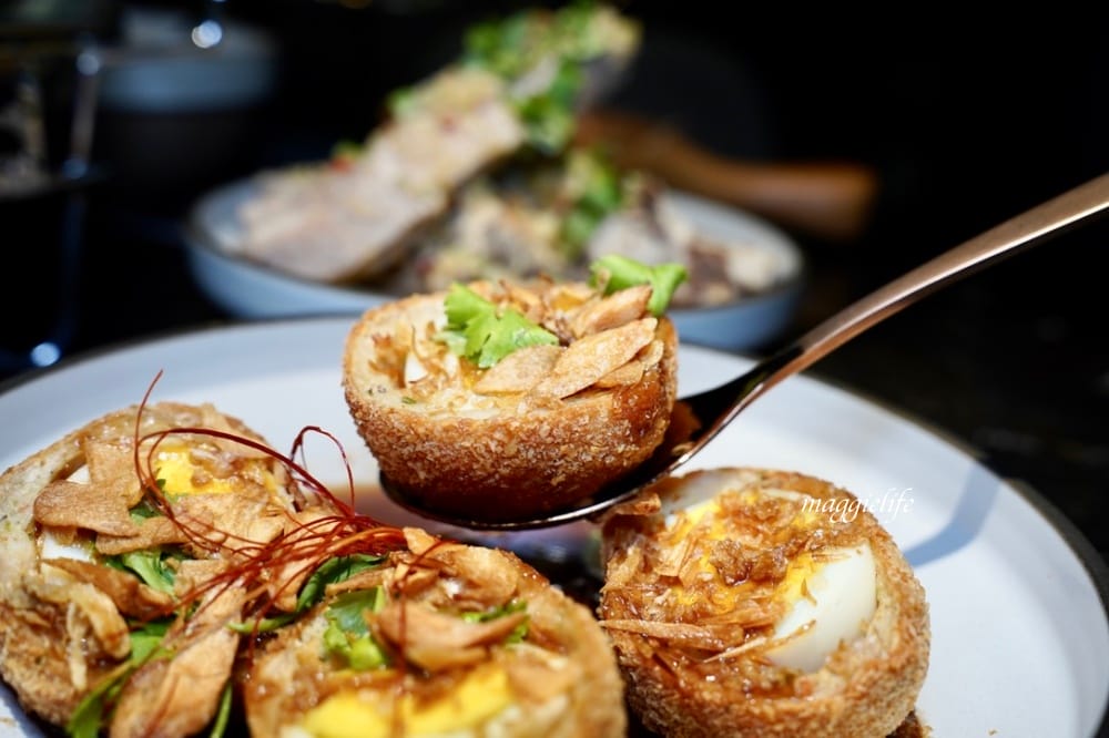 春申泰殿CHUN SHEN泰殿，台北東區餐酒館泰國菜，春申食府姐妹品牌，餐點調酒好吃推薦！大面電視牆看球賽超過癮！