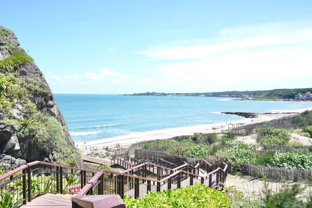 新北石門| 麟山鼻遊憩區，潮間帶玩水抓螃蟹，漫步在濱海步道，超美的海岸風稜石風光