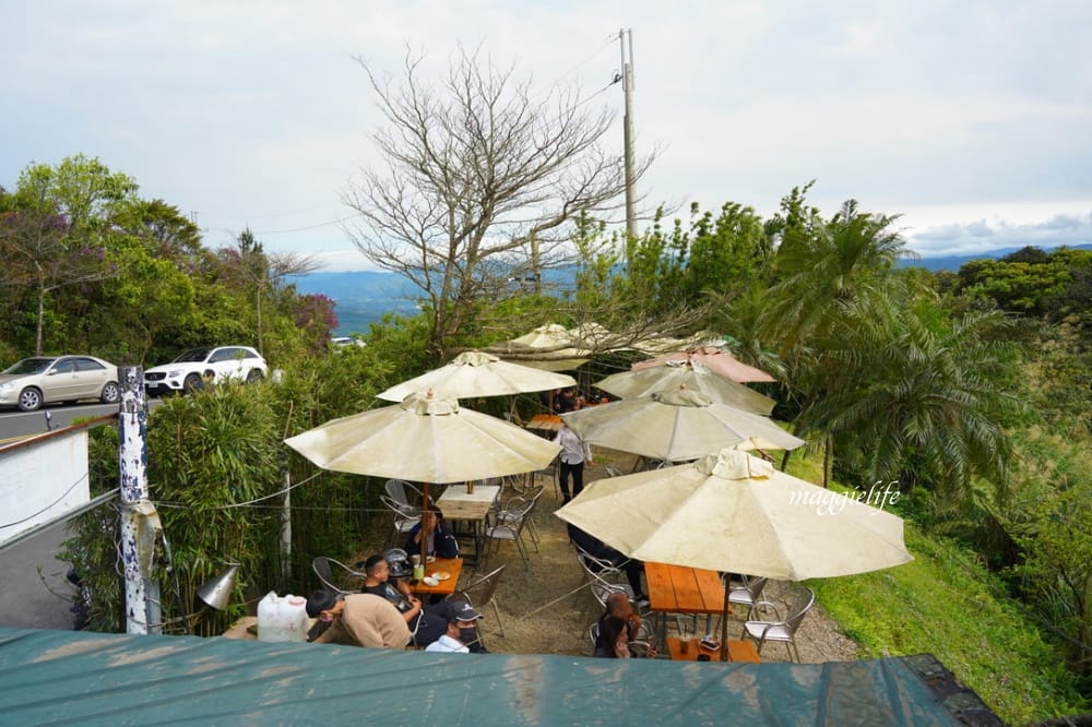 汐止景點｜五指山無敵美景一日遊，汐止必去夜景景點，星城觀景咖啡廳以及好吃的臭豆腐跟石板烤肉
