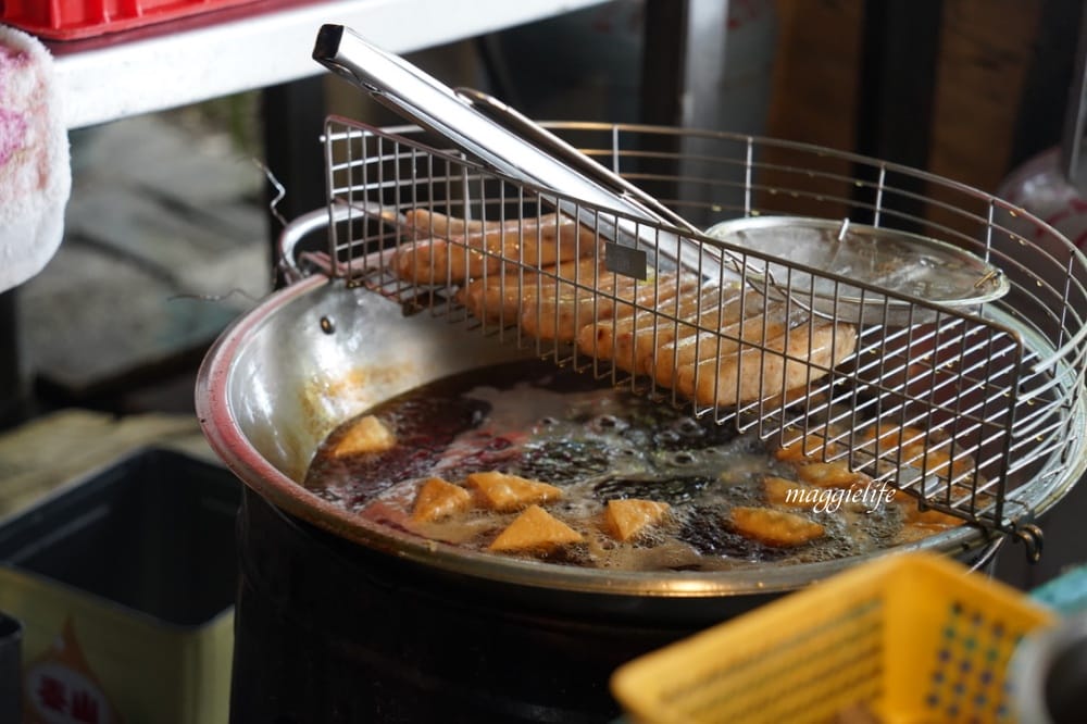 汐止景點｜五指山無敵美景一日遊，汐止必去夜景景點，星城觀景咖啡廳以及好吃的臭豆腐跟石板烤肉