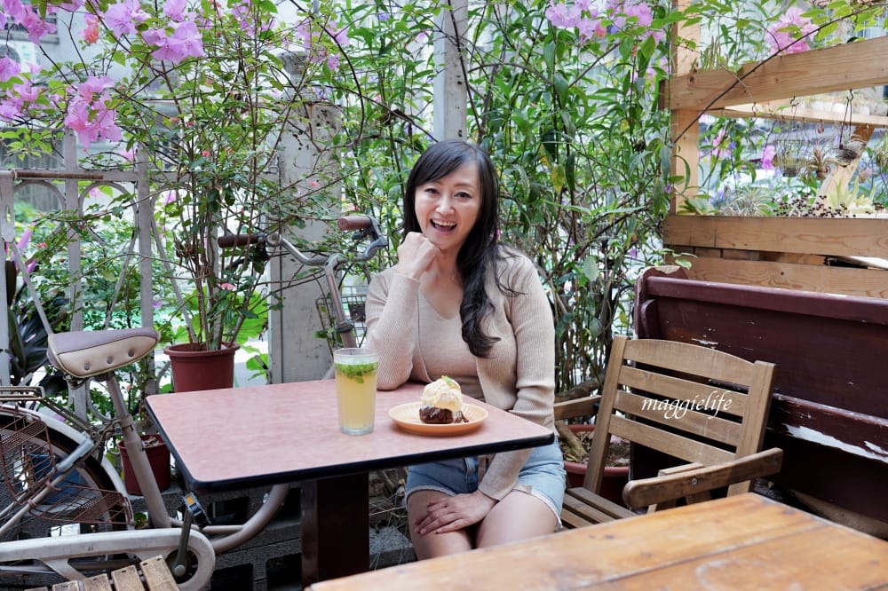 公館咖啡｜野餐咖啡Picnic Cafe，台大溫州街不限時咖啡廳，甜點爆好吃，帶電腦工作或是跟閨蜜聊到沒話說為止！