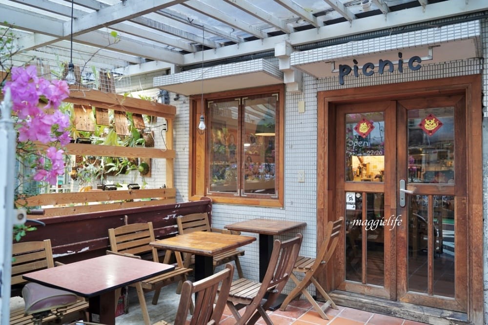 公館咖啡｜野餐咖啡Picnic Cafe，台大溫州街不限時咖啡廳，甜點爆好吃，帶電腦工作或是跟閨蜜聊到沒話說為止！