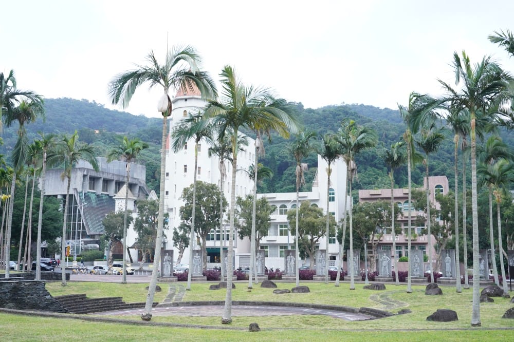 台北｜原住民文化主題公園落羽松，故宮旁的秘境公園，免費景點，落雨松倒影一秒到韓國