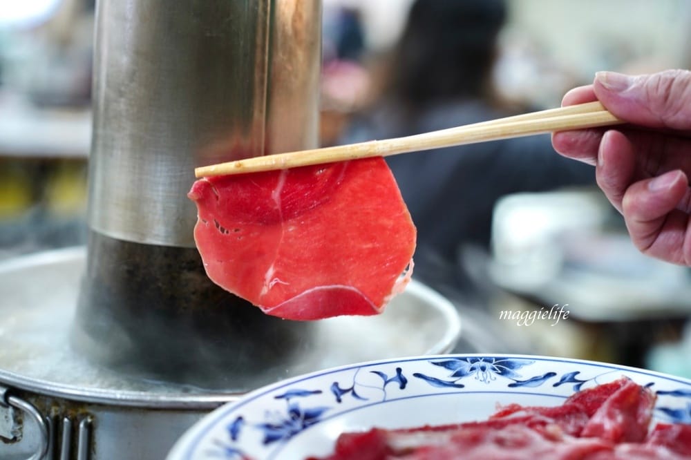 台電勵進餐廳酸菜白肉鍋吃到飽，台北火鍋吃到飽60年老店，還有蔥油餅吃到飽