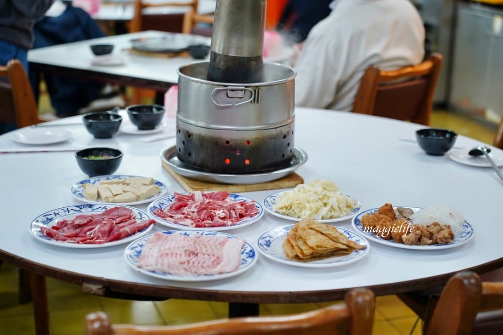 台電勵進餐廳酸菜白肉鍋吃到飽,台北火鍋吃到飽60年老店,還有蔥油餅吃到飽 - 第30張圖 台電勵進餐廳酸菜白肉鍋吃到飽,台北火鍋吃到飽60年老店,還有蔥油餅吃到飽