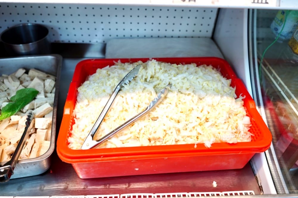 台電勵進餐廳酸菜白肉鍋吃到飽,台北火鍋吃到飽60年老店,還有蔥油餅吃到飽 - 第19張圖 台電勵進餐廳酸菜白肉鍋吃到飽,台北火鍋吃到飽60年老店,還有蔥油餅吃到飽