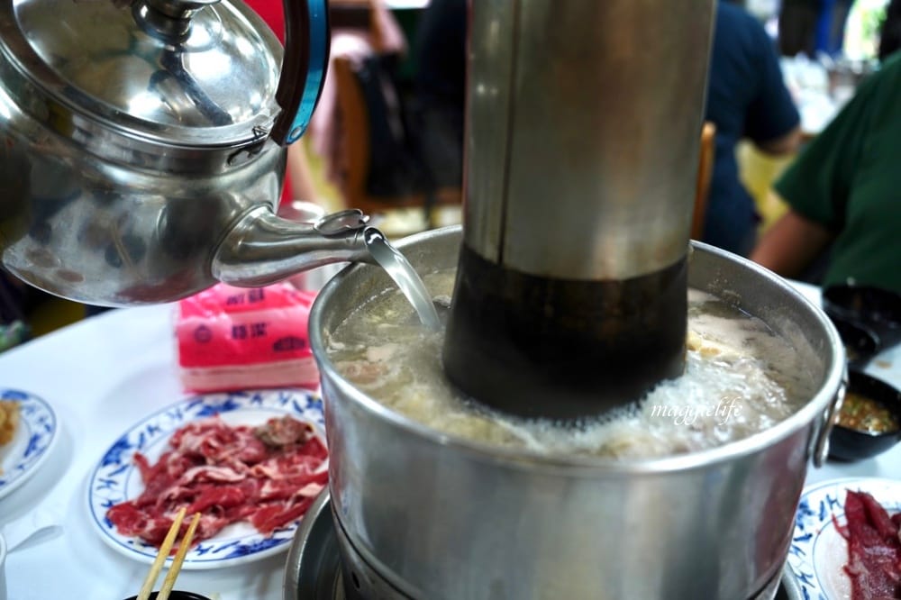 台電勵進餐廳酸菜白肉鍋吃到飽,台北火鍋吃到飽60年老店,還有蔥油餅吃到飽 - 第56張圖 台電勵進餐廳酸菜白肉鍋吃到飽,台北火鍋吃到飽60年老店,還有蔥油餅吃到飽