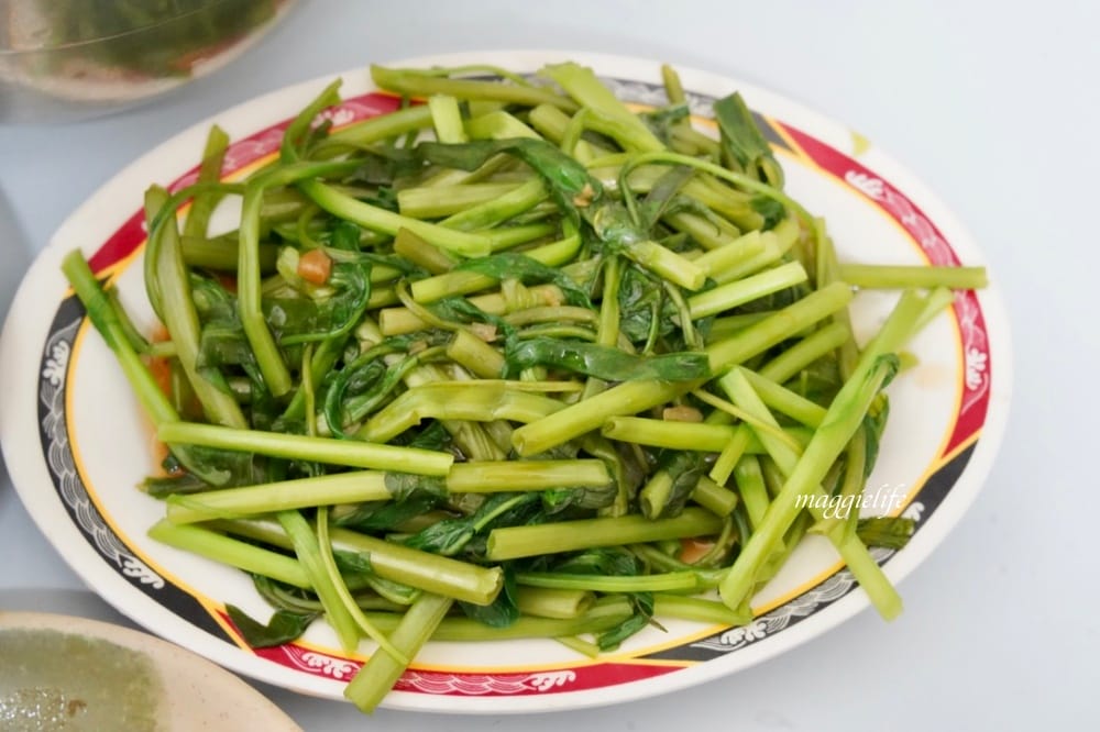 龍泉深海鮮魚湯，只有在地人知道藏在師大夜市巷弄裡的魚湯雞肉，超好吃！