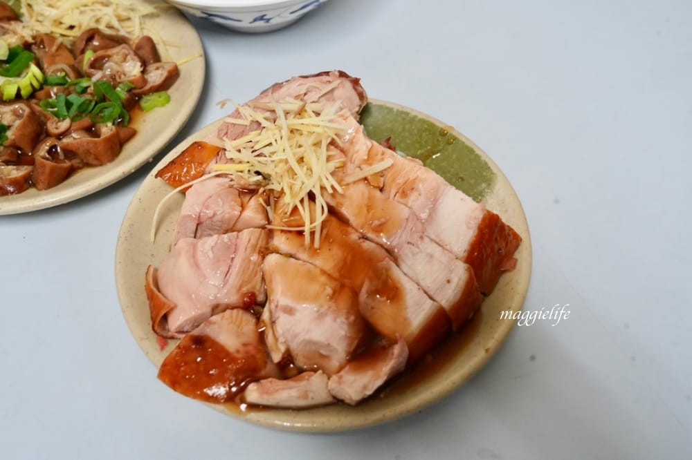 龍泉深海鮮魚湯，只有在地人知道藏在師大夜市巷弄裡的魚湯雞肉，超好吃！