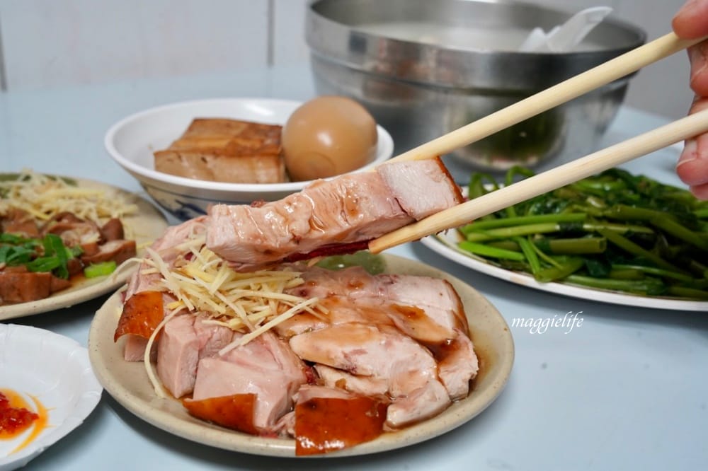 龍泉深海鮮魚湯，只有在地人知道藏在師大夜市巷弄裡的魚湯雞肉，超好吃！