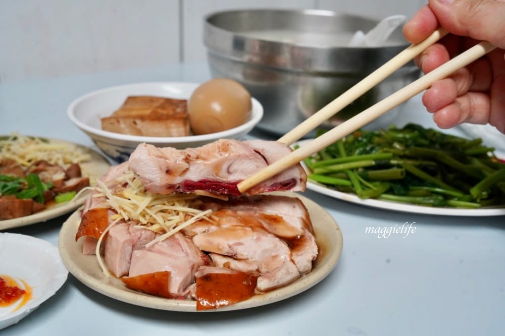 龍泉深海鮮魚湯，只有在地人知道藏在師大夜市巷弄裡的魚湯雞肉，超好吃！